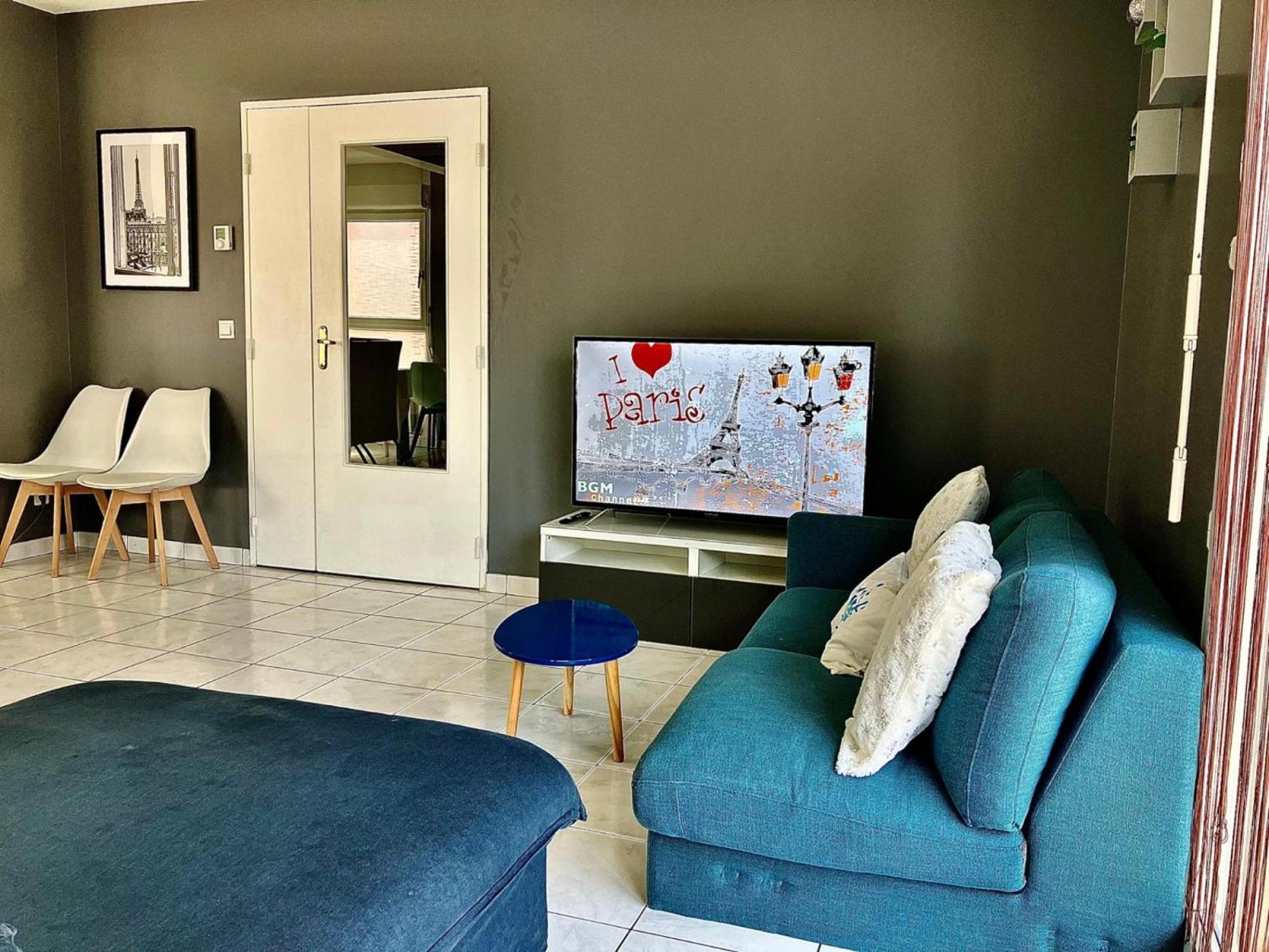 Snowqueen Hotel Apartment Paris-Disney Chelles  Exteriör bild