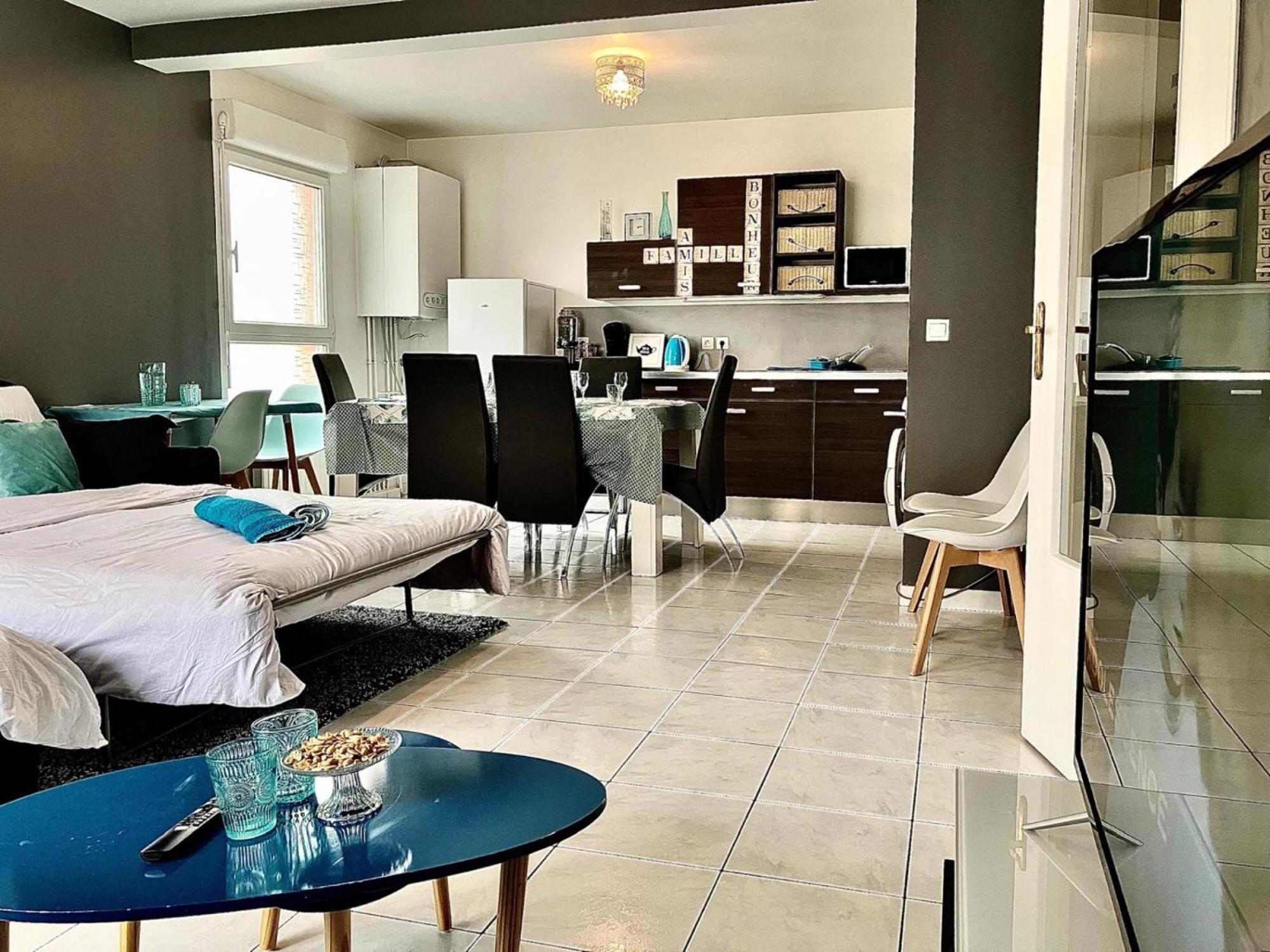 Snowqueen Hotel Apartment Paris-Disney Chelles  Exteriör bild