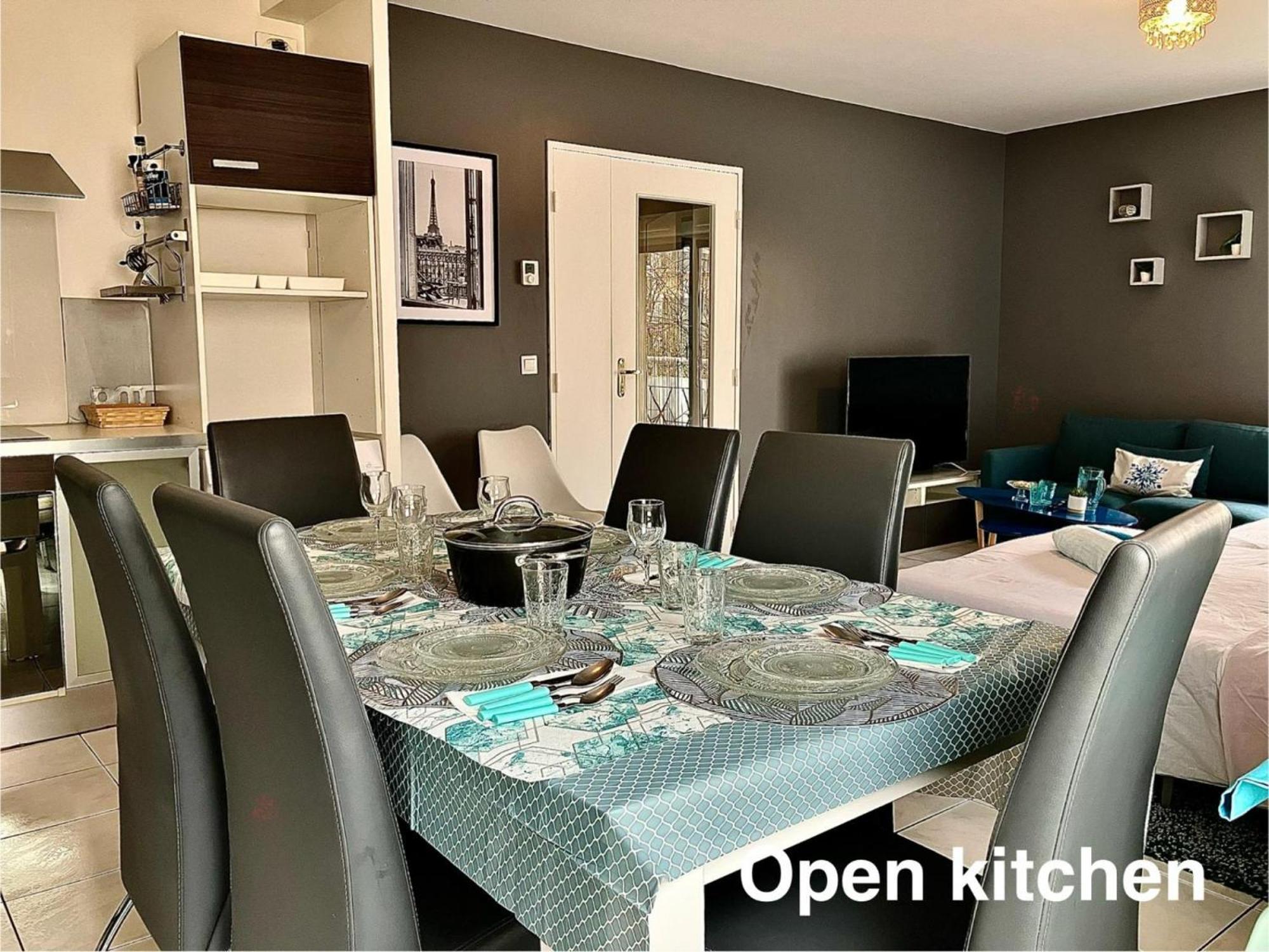 Snowqueen Hotel Apartment Paris-Disney Chelles  Exteriör bild